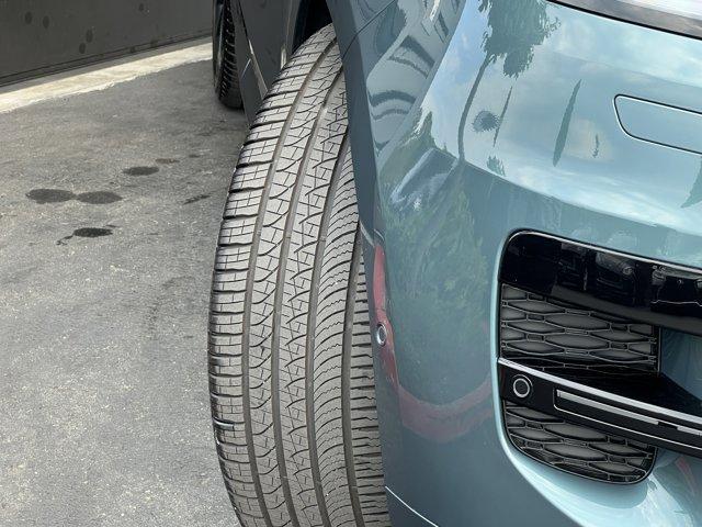 new 2025 Land Rover Range Rover Sport car