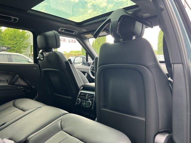 new 2025 Land Rover Range Rover Sport car