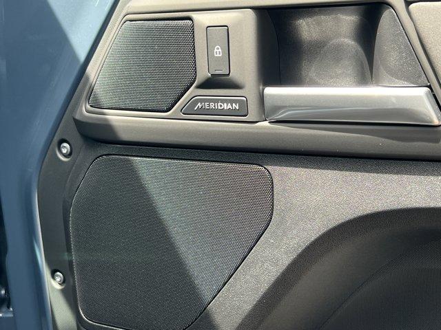 new 2025 Land Rover Defender car