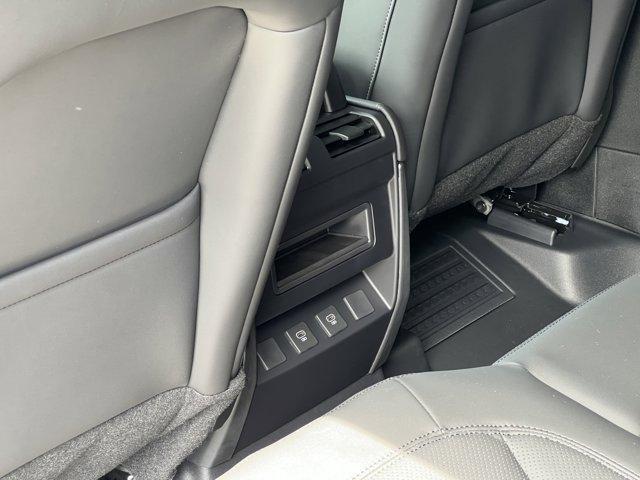 new 2025 Land Rover Defender car