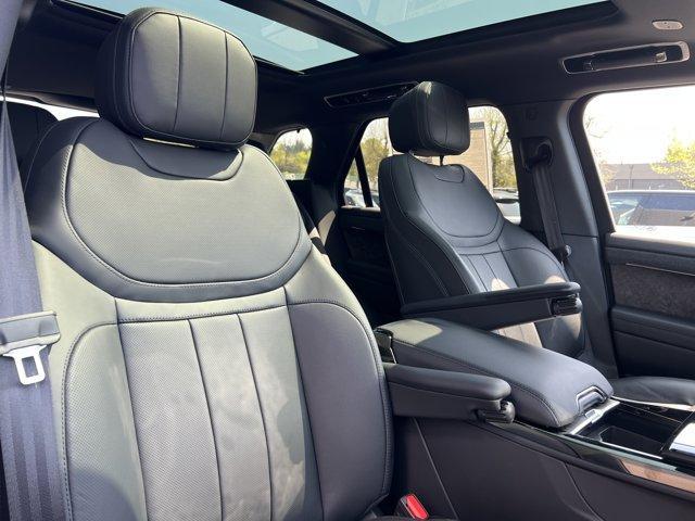 new 2025 Land Rover Range Rover Sport car