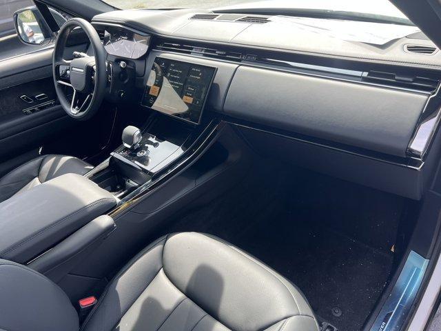 new 2025 Land Rover Range Rover Sport car
