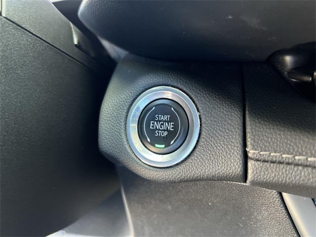 used 2023 Buick Envision car, priced at $29,980