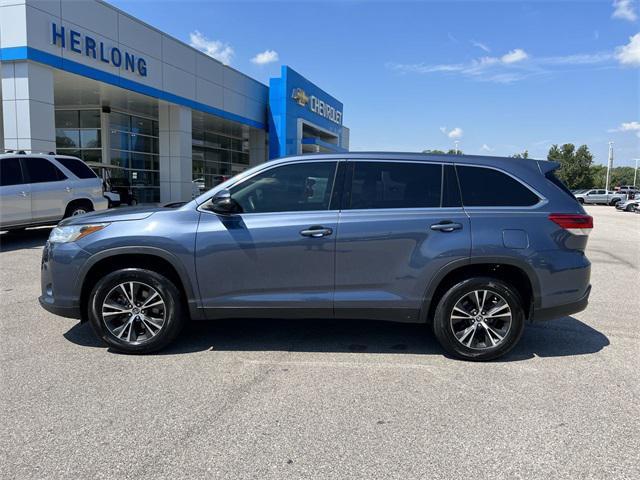 used 2019 Toyota Highlander car, priced at $21,480