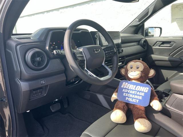 new 2025 Chevrolet Colorado car, priced at $42,998