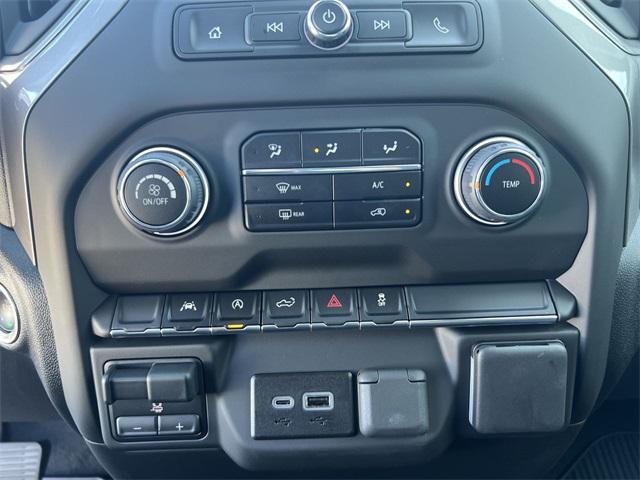 new 2025 Chevrolet Silverado 1500 car, priced at $46,840