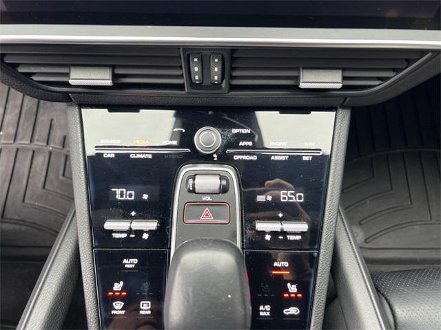 used 2019 Porsche Cayenne car, priced at $27,580