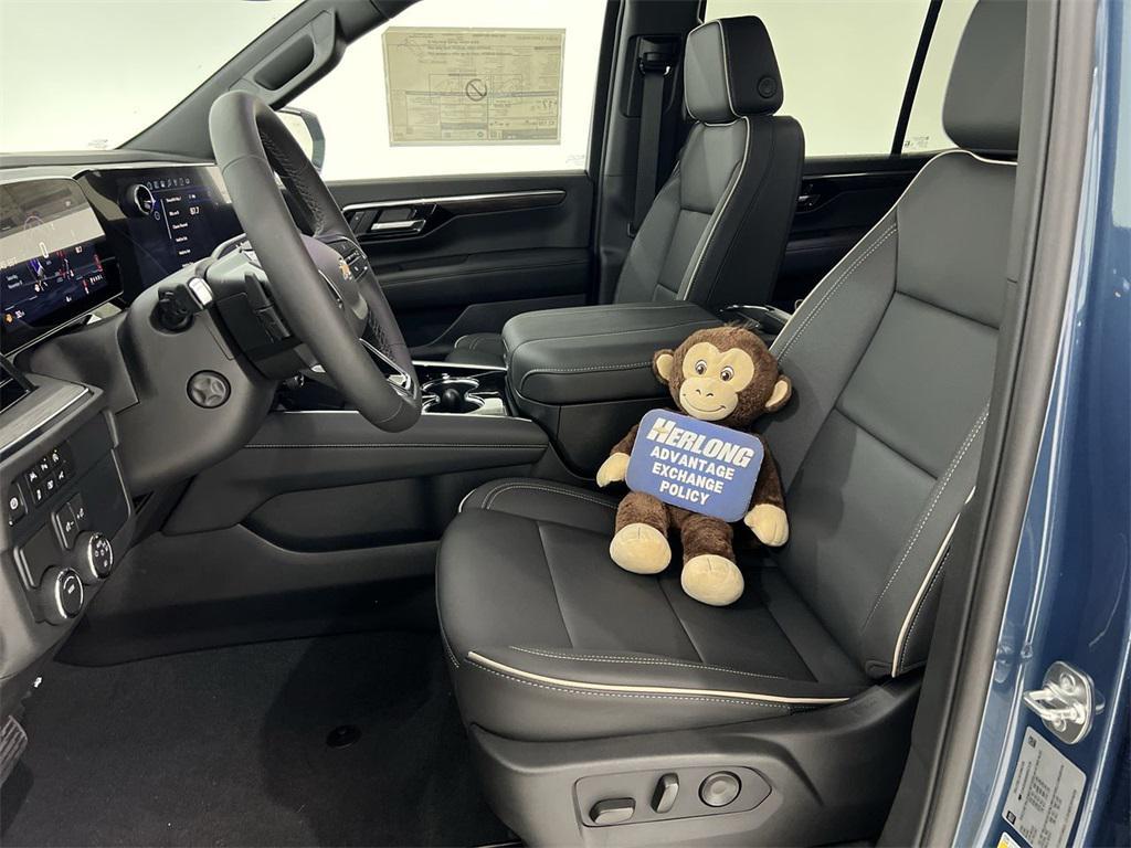 new 2025 Chevrolet Tahoe car, priced at $73,115