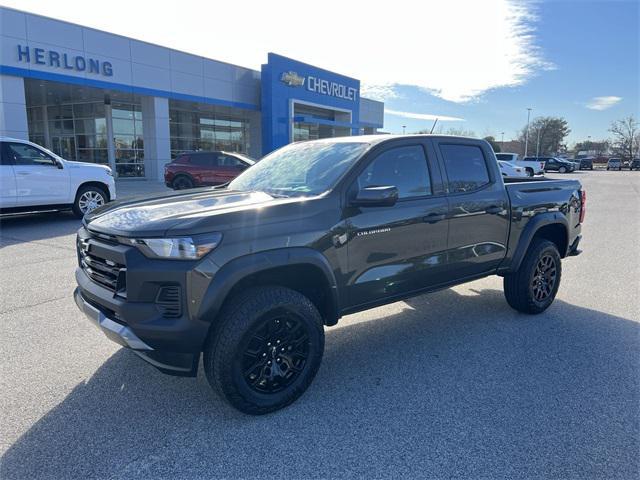 new 2025 Chevrolet Colorado car, priced at $40,698