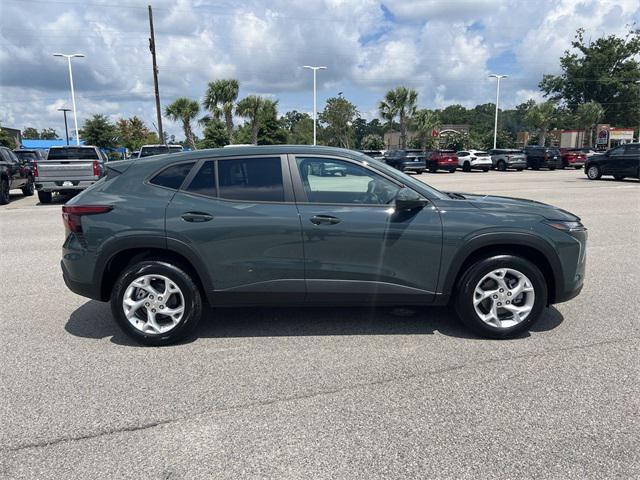 new 2025 Chevrolet Trax car, priced at $22,787