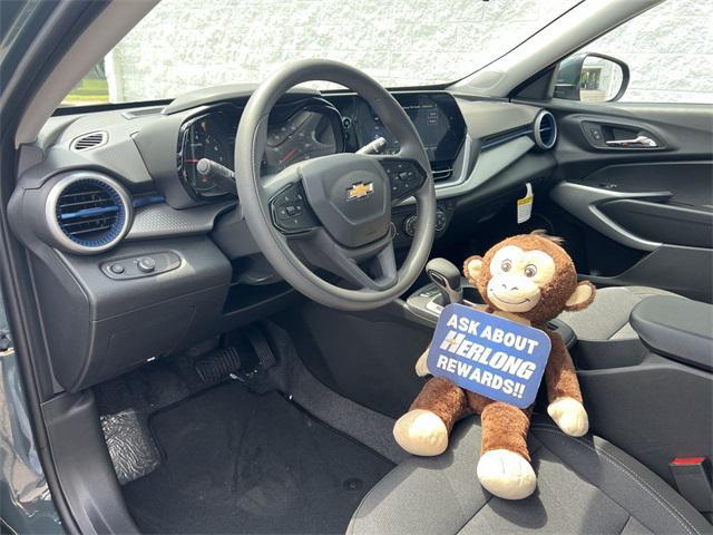 new 2025 Chevrolet Trax car, priced at $22,787