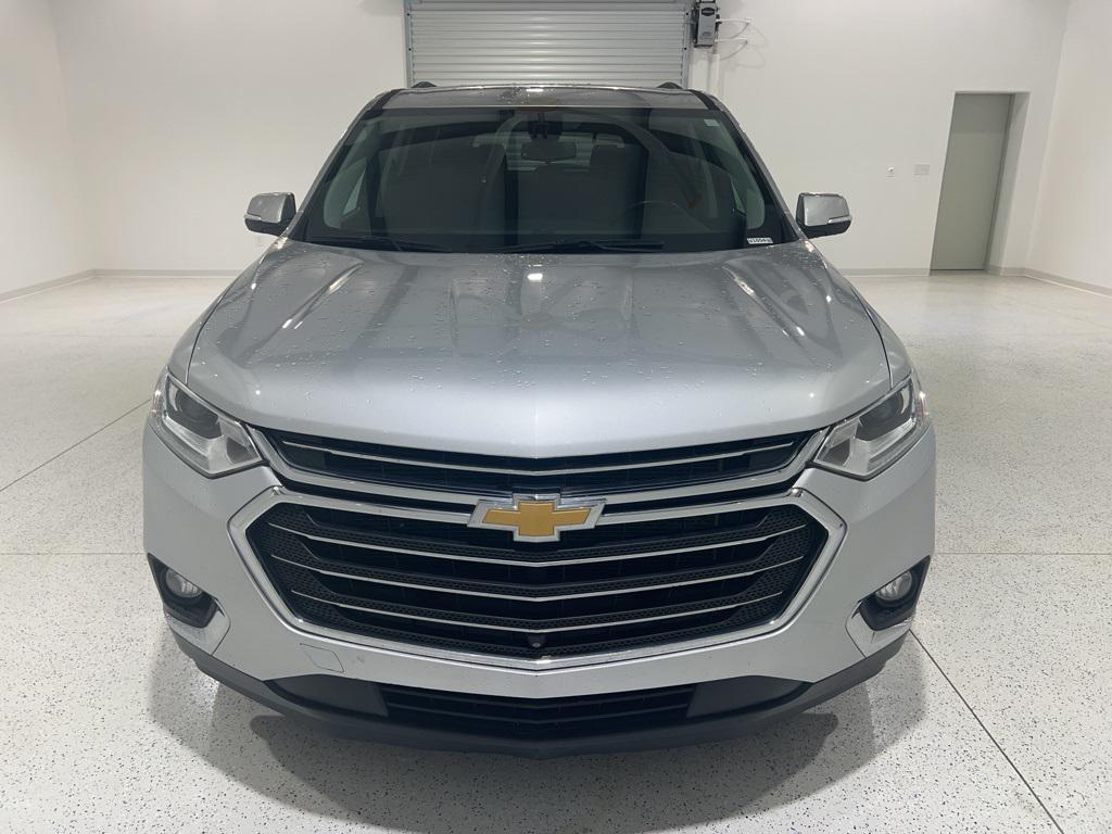used 2021 Chevrolet Traverse car, priced at $22,880