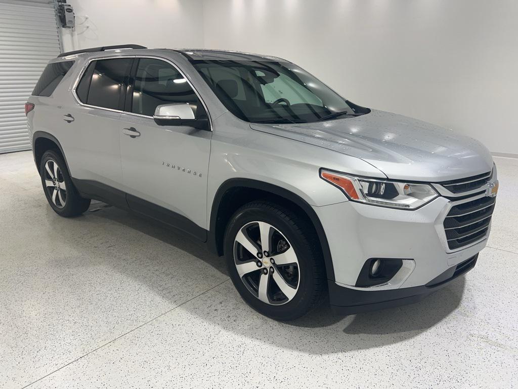 used 2021 Chevrolet Traverse car, priced at $22,880