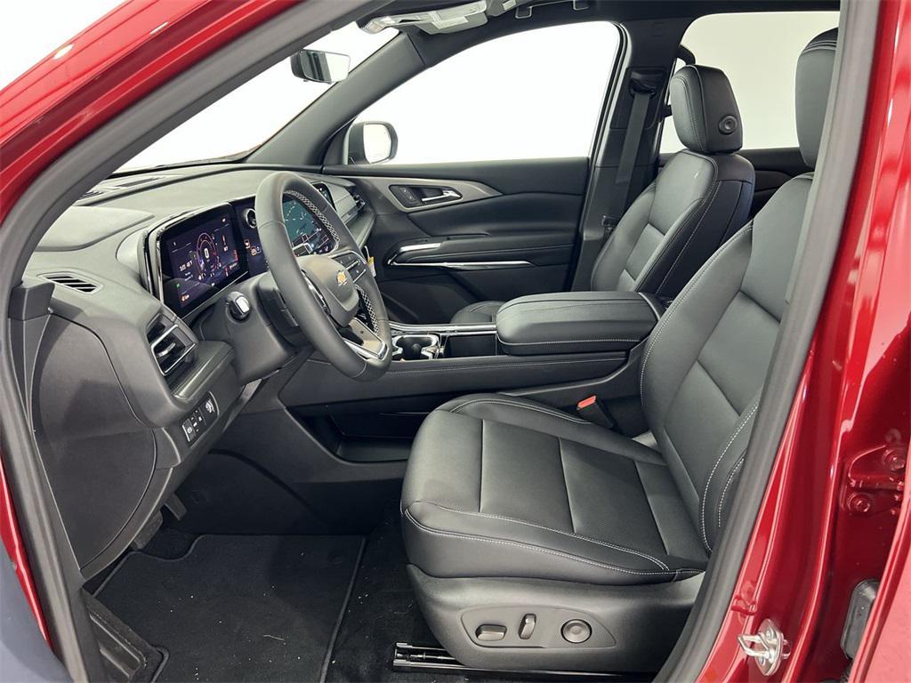 new 2026 Chevrolet Traverse car, priced at $45,415