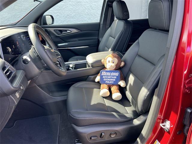 new 2026 Chevrolet Traverse car, priced at $45,415