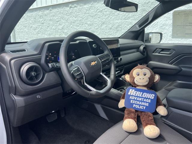 new 2025 Chevrolet Colorado car, priced at $34,045