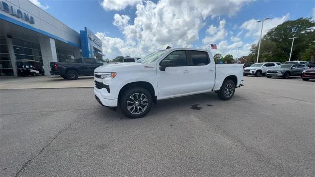 new 2024 Chevrolet Silverado 1500 car, priced at $55,998