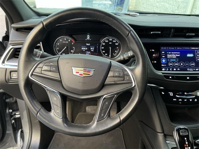 used 2021 Cadillac XT5 car, priced at $27,880