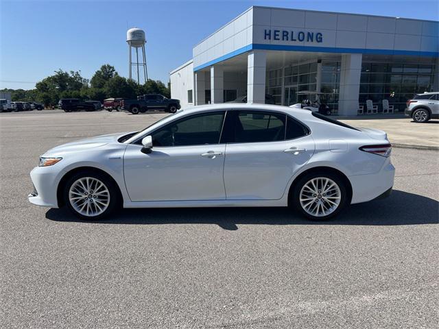 used 2020 Toyota Camry Hybrid car, priced at $22,880