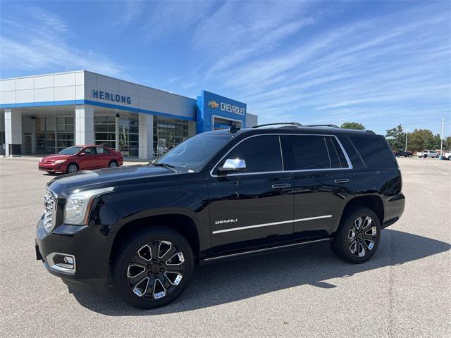 used 2019 GMC Yukon car, priced at $35,880