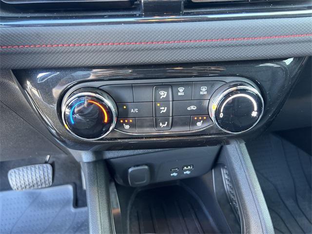 used 2025 Chevrolet TrailBlazer car, priced at $27,880
