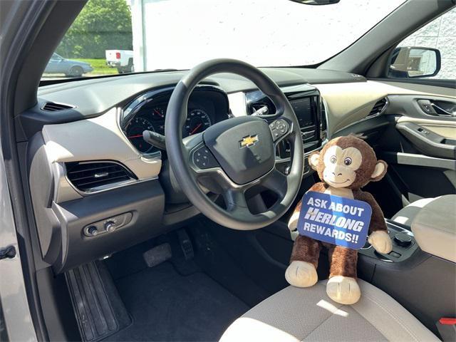 used 2023 Chevrolet Traverse car, priced at $29,860