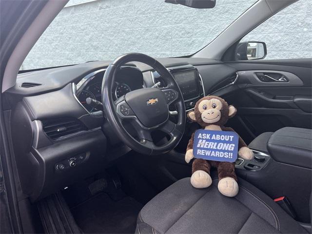used 2021 Chevrolet Traverse car, priced at $28,590