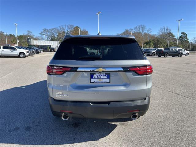 used 2024 Chevrolet Traverse car, priced at $34,880