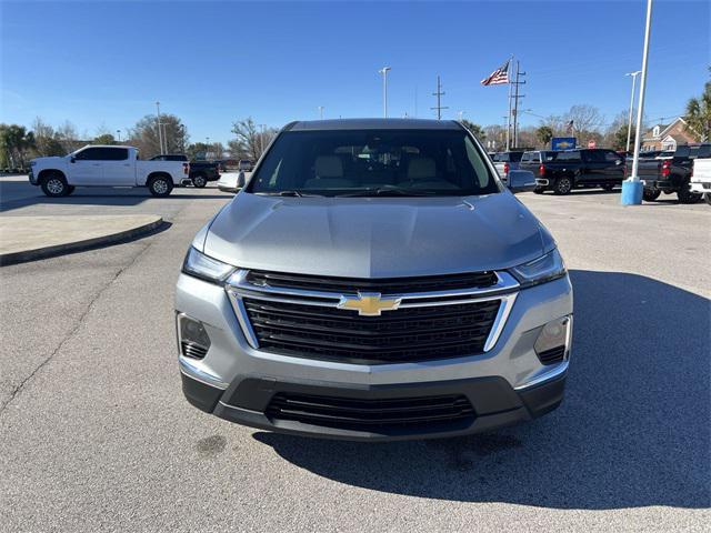 used 2024 Chevrolet Traverse car, priced at $34,880