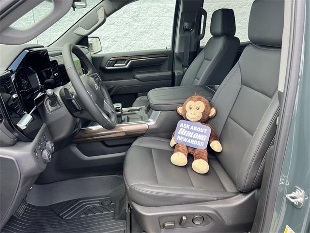 new 2025 Chevrolet Silverado 1500 car, priced at $62,552