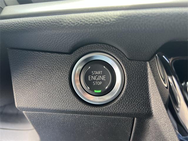 new 2025 Chevrolet Traverse car, priced at $45,072