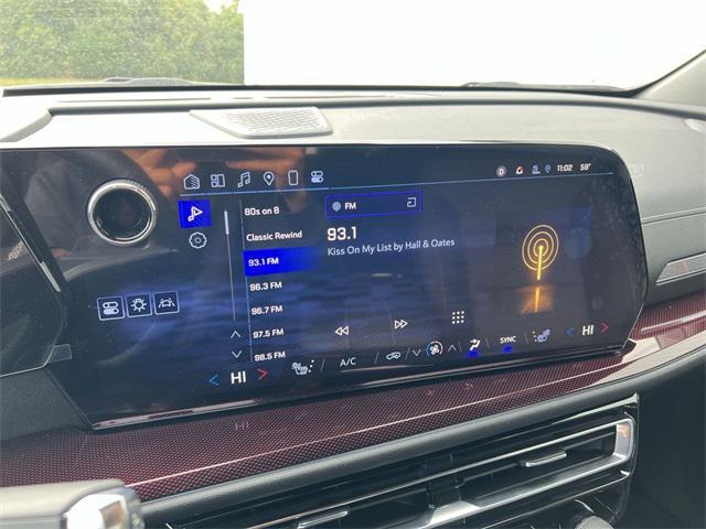 used 2024 Chevrolet Traverse car, priced at $49,616