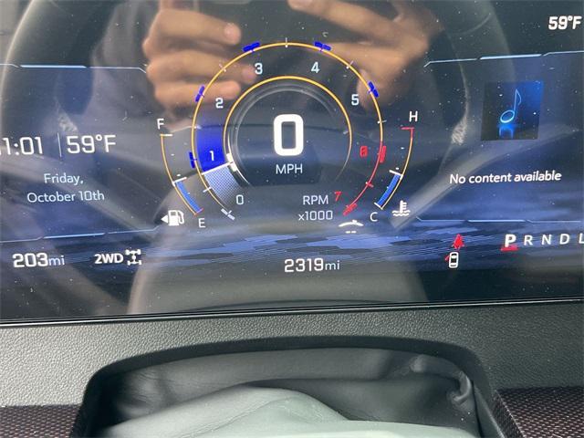 used 2024 Chevrolet Traverse car, priced at $49,616