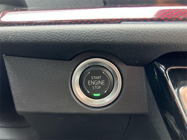 used 2024 Chevrolet Traverse car, priced at $49,616