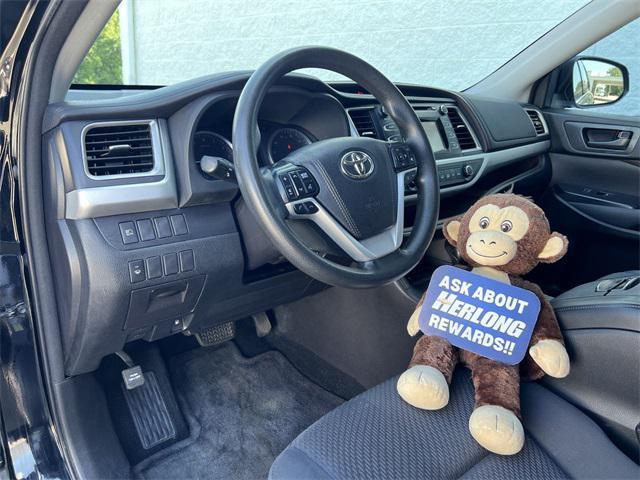 used 2018 Toyota Highlander car, priced at $14,760
