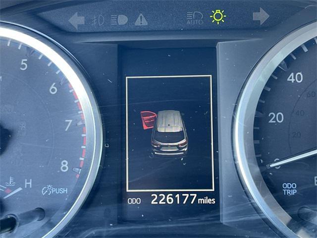 used 2018 Toyota Highlander car, priced at $14,760