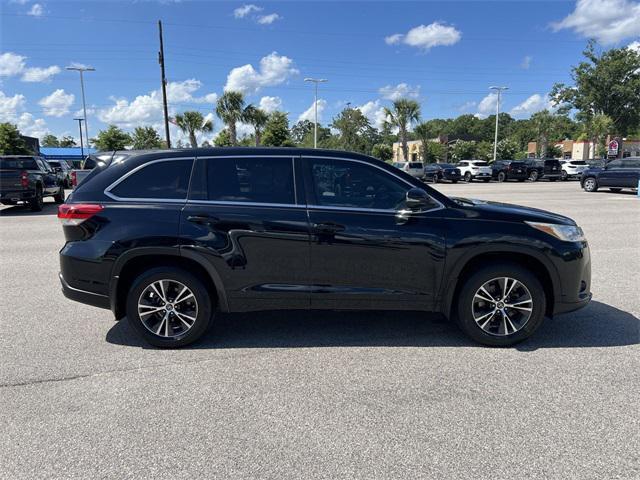 used 2018 Toyota Highlander car, priced at $14,760
