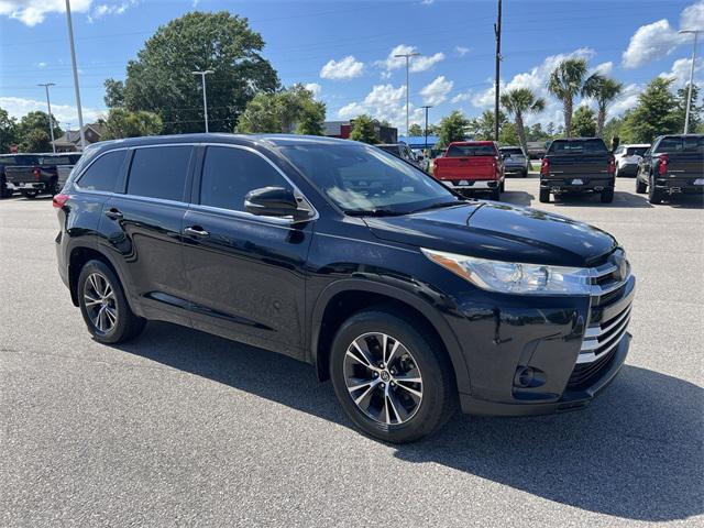 used 2018 Toyota Highlander car, priced at $14,760