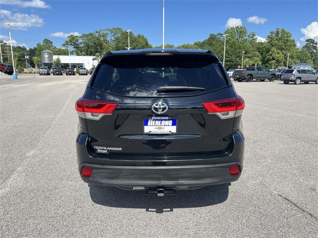 used 2018 Toyota Highlander car, priced at $14,760