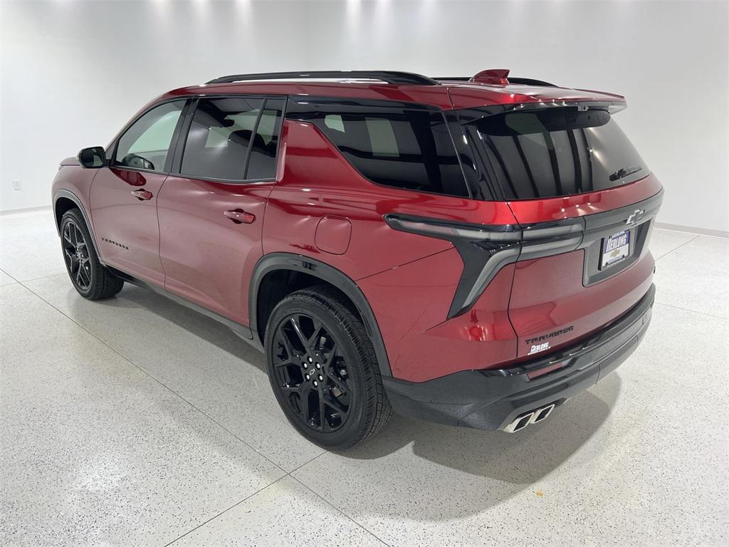 used 2024 Chevrolet Traverse car, priced at $50,615