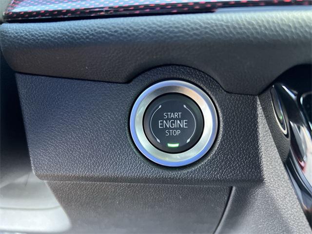 used 2024 Chevrolet Traverse car, priced at $51,880