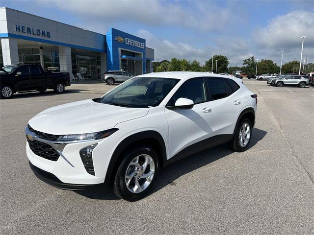 new 2025 Chevrolet Trax car, priced at $22,787