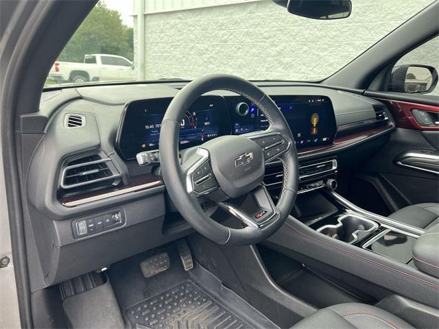 used 2024 Chevrolet Traverse car, priced at $46,411