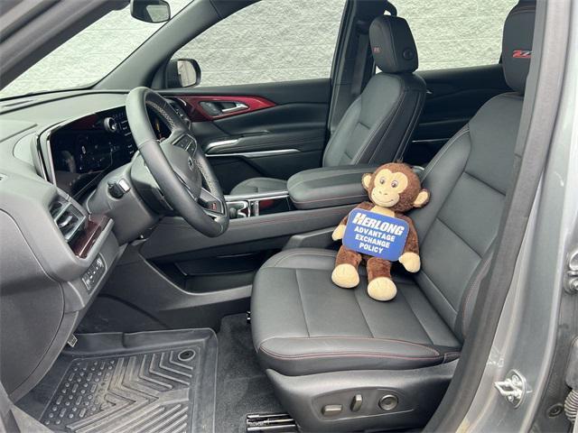 used 2024 Chevrolet Traverse car, priced at $46,411