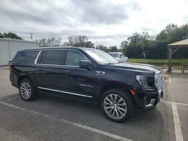 used 2022 GMC Yukon XL car, priced at $56,880