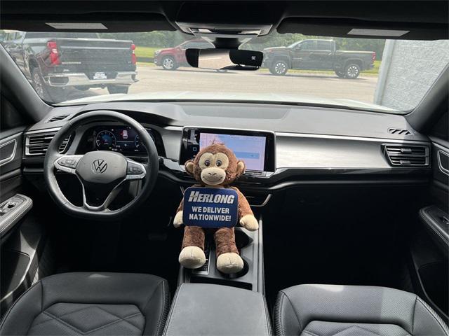 used 2025 Volkswagen Atlas Cross Sport car, priced at $35,790