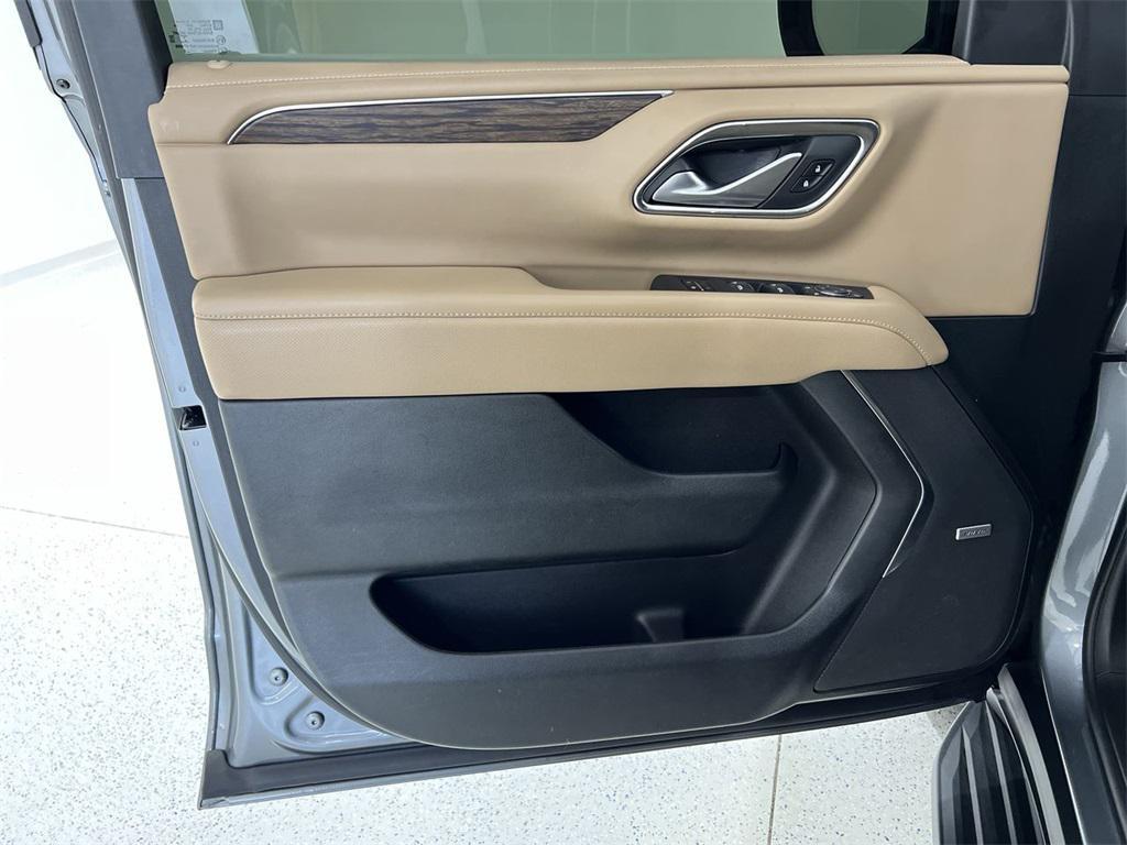 used 2022 Chevrolet Suburban car, priced at $43,480