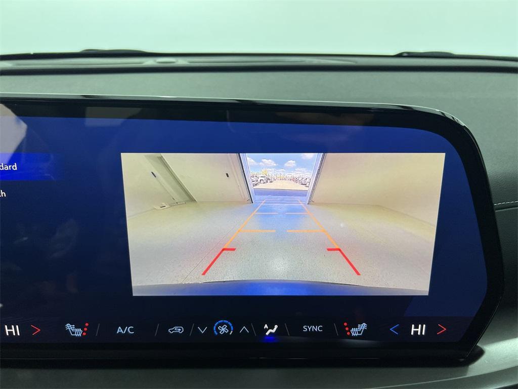 new 2025 Chevrolet Traverse car, priced at $42,871