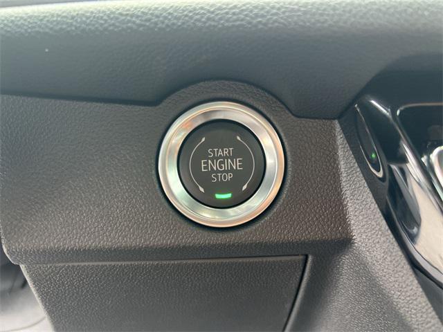 new 2025 Chevrolet Traverse car, priced at $42,871