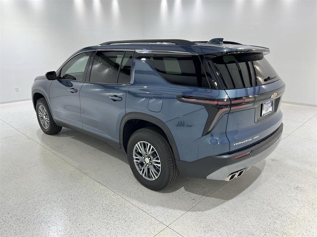 new 2025 Chevrolet Traverse car, priced at $42,871
